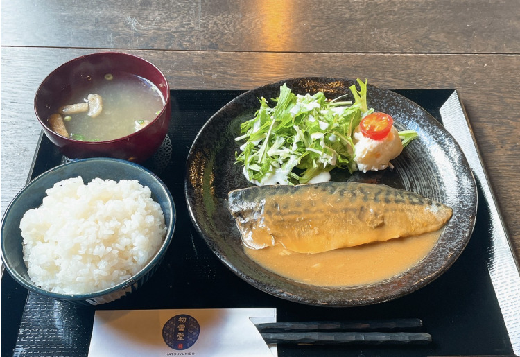 鯖の味噌煮ご飯